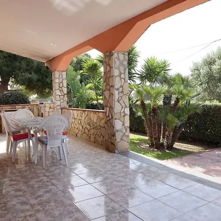 Con Giardino Di 2000mq Al - 400m Dal Mare פלמיריו