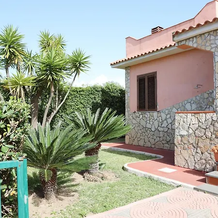 וילה Con Giardino Di 2000mq Al - 400m Dal Mare *